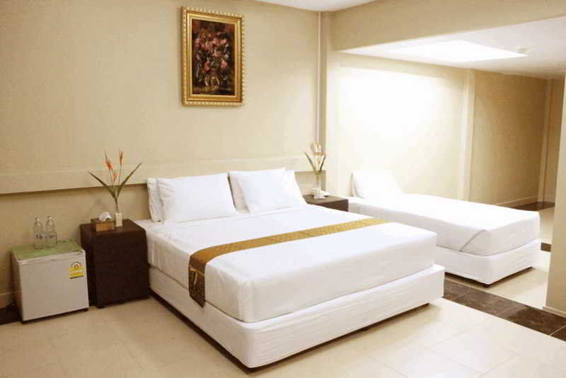 Visiting Card Hotel & Resort Bangkok Exterior photo