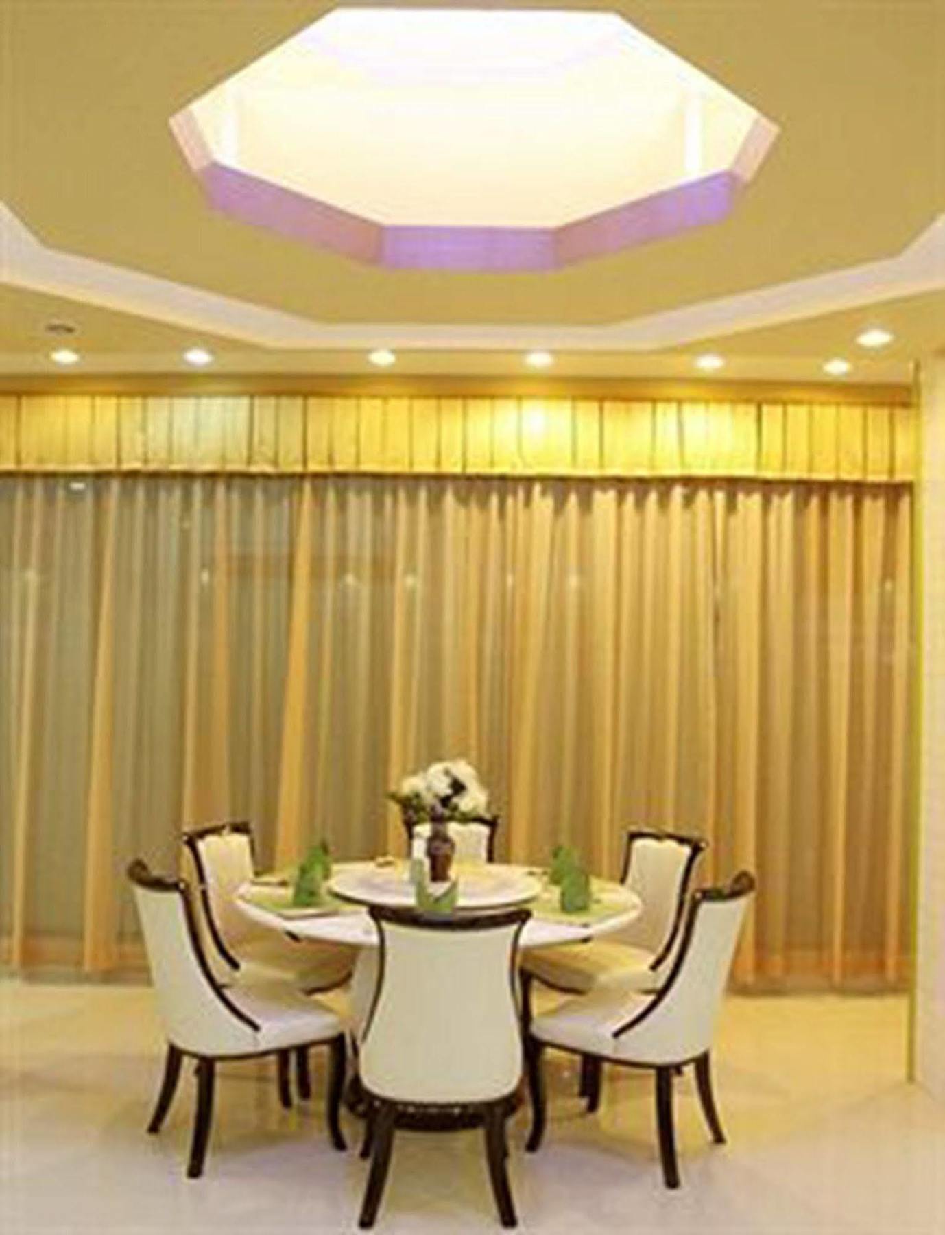 Visiting Card Hotel & Resort Bangkok Exterior photo