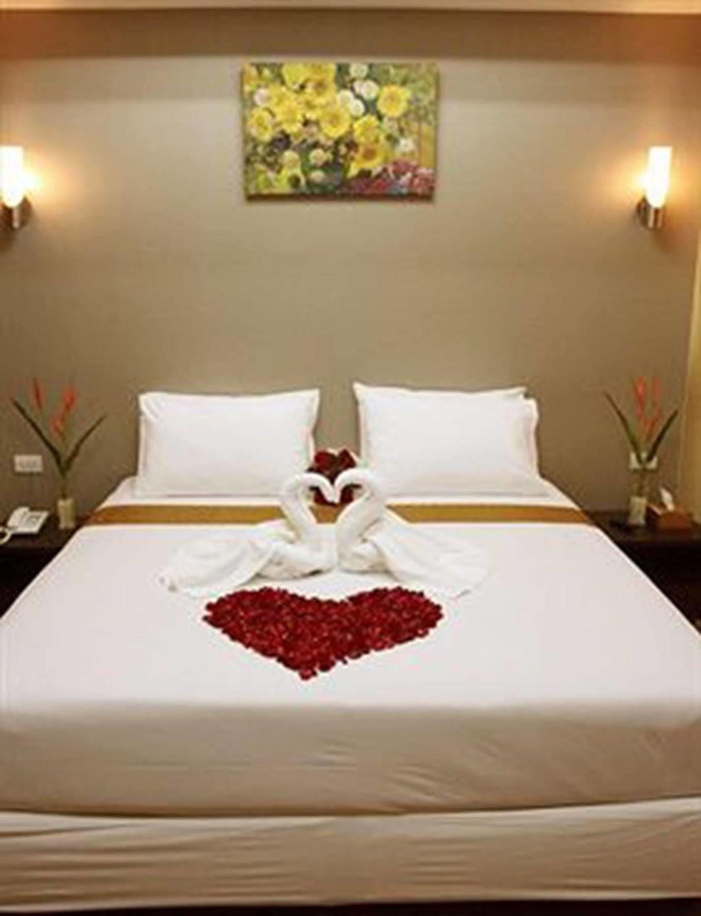 Visiting Card Hotel & Resort Bangkok Exterior photo